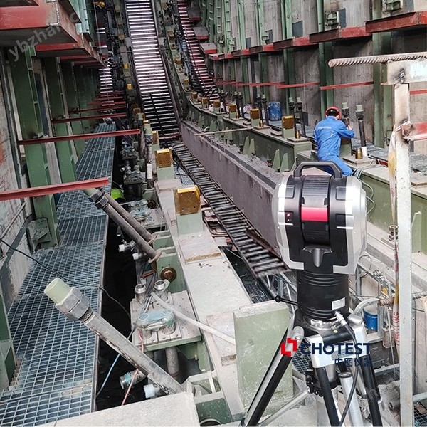 連鑄機安裝.jpg 0.5μm干涉測距精度激光跟蹤儀