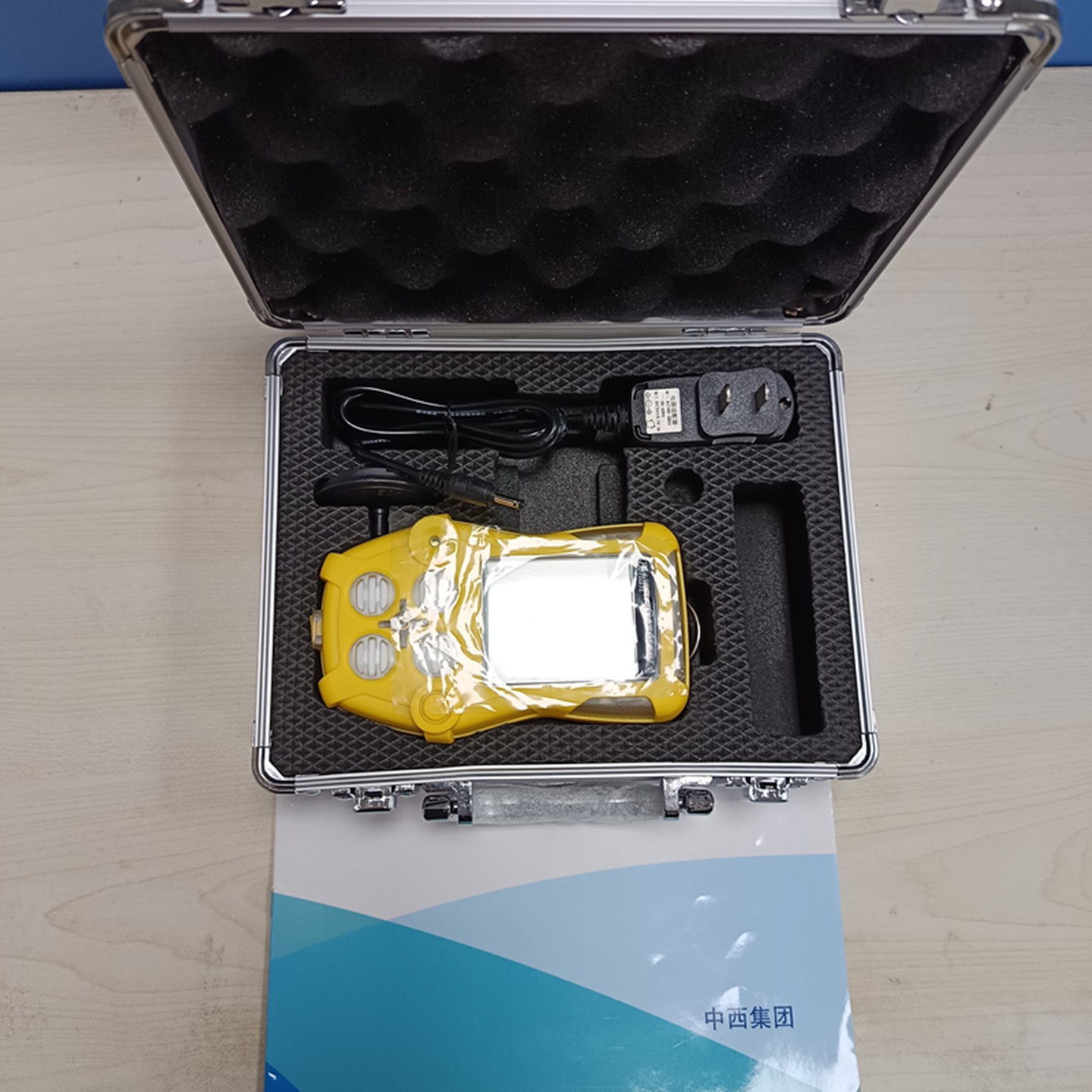 精準履約，護航安全！我司ZX/B40四合一便攜式氣體檢測報警儀順利交貨