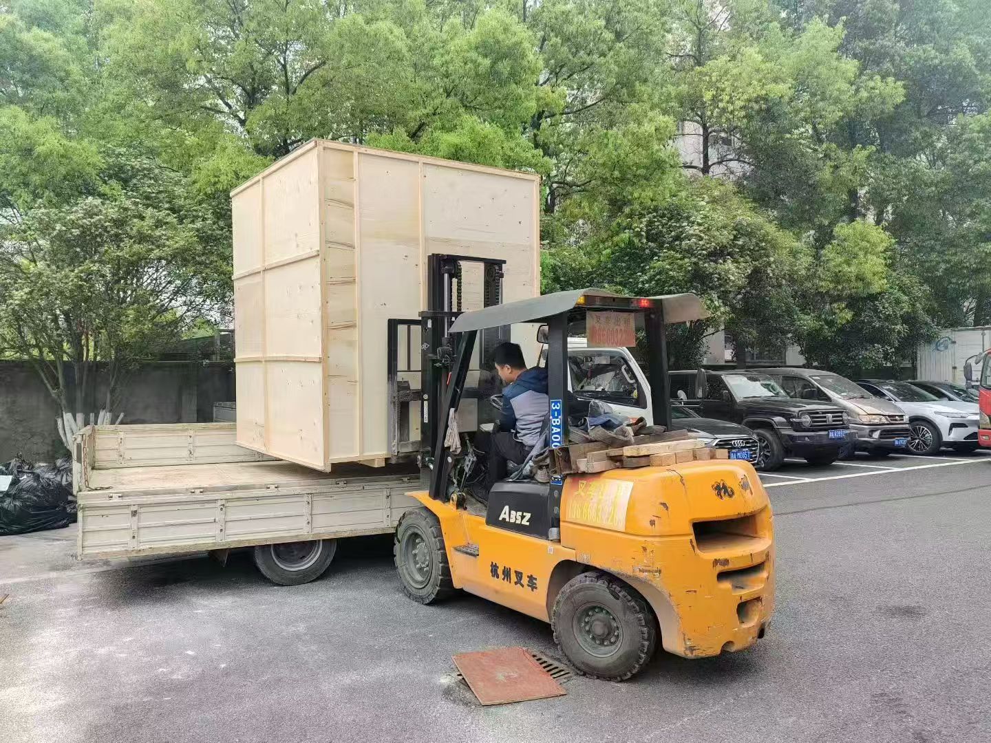 广东客户一套两米积分球测试系统