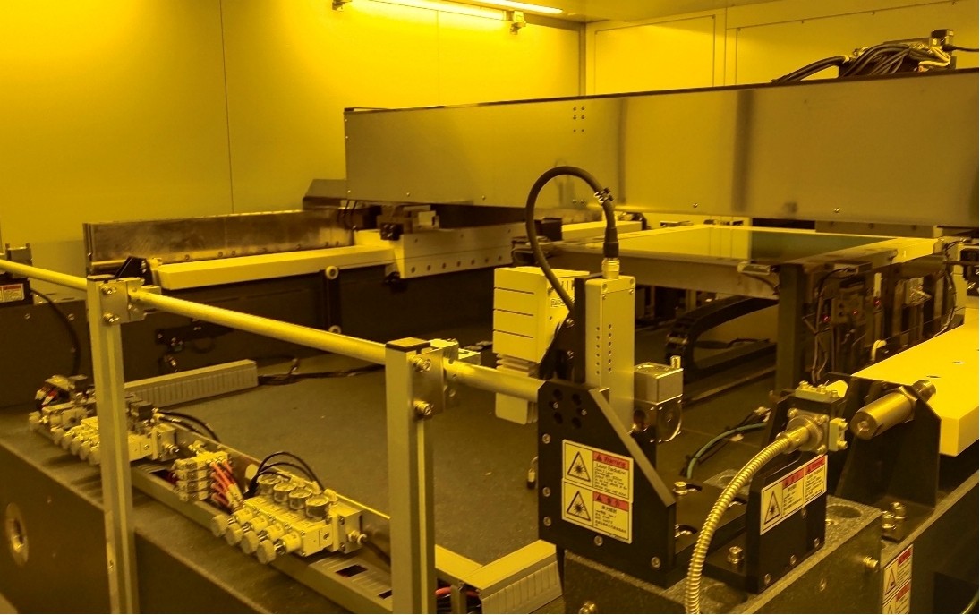 PLR3000光纖激光尺在半導體光刻機晶圓臺的應用場景.jpg