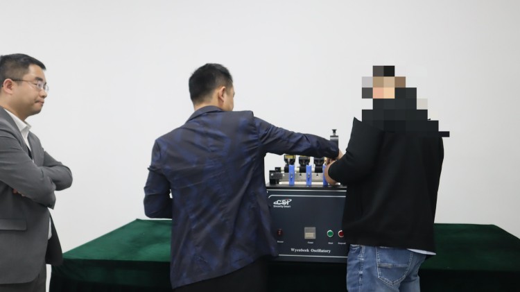威士伯耐磨仪背后的质量信仰——记河北XX公司考察上海程斯智能科技
